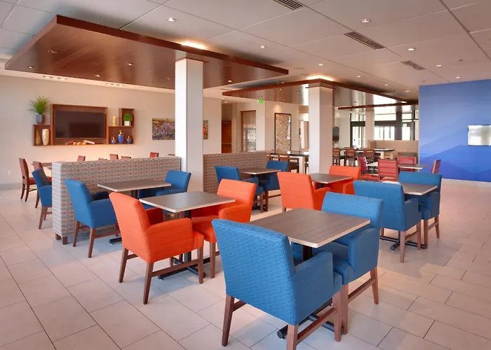Hotel Express & Phoenix West - By Ihg