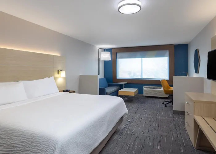 Hotel Express & Phoenix West - By Ihg 2*