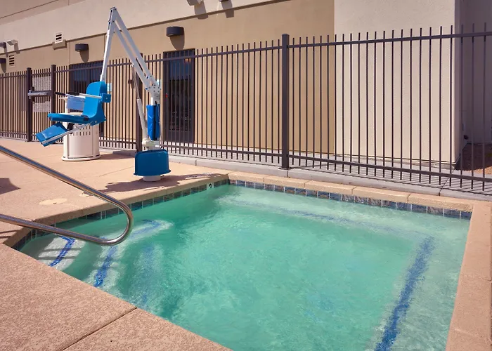 Express & Phoenix West - By Ihg