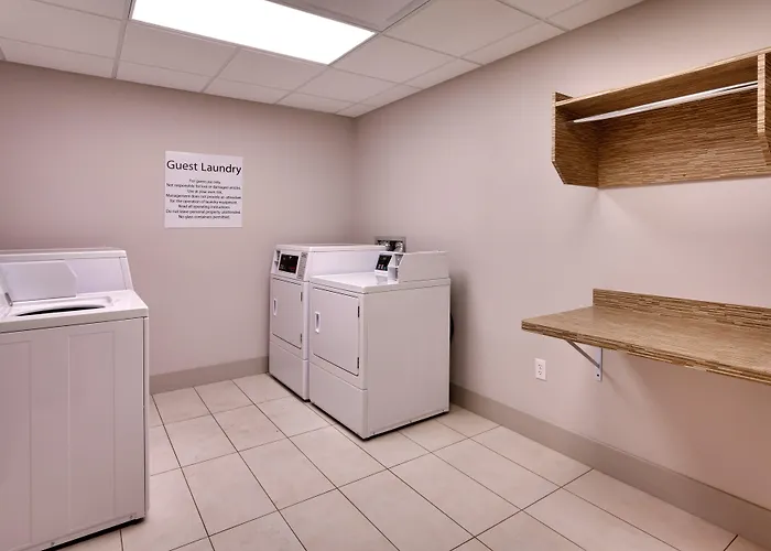 Hotel Express & Phoenix West - By Ihg