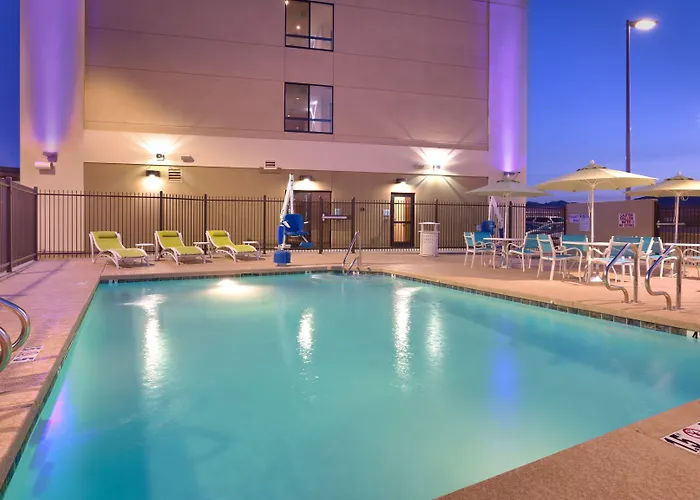 Express & Phoenix West - By Ihg